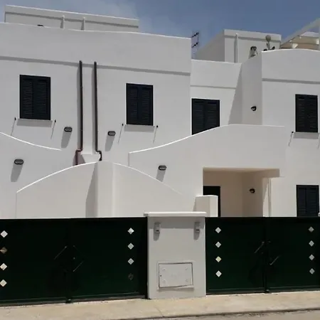 White Fronte Mare Baia Prázdninový dům Gallipoli