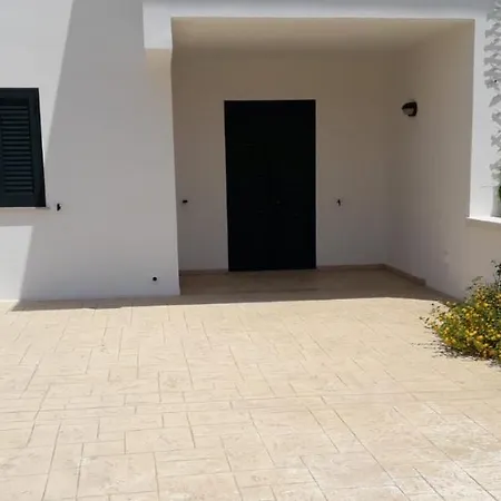 Ferienhaus White Fronte Mare Baia *